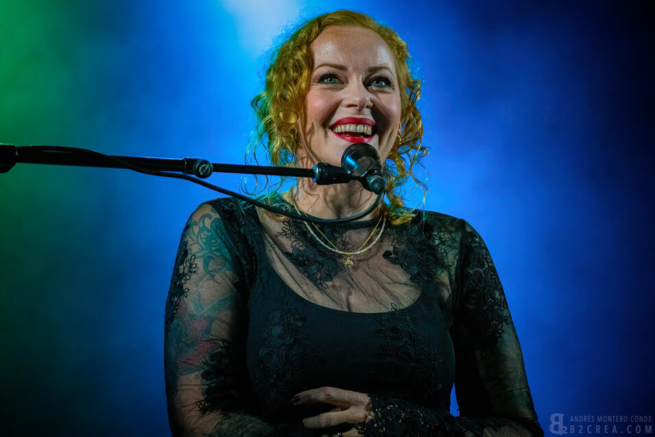 Anneke van Giersbergen