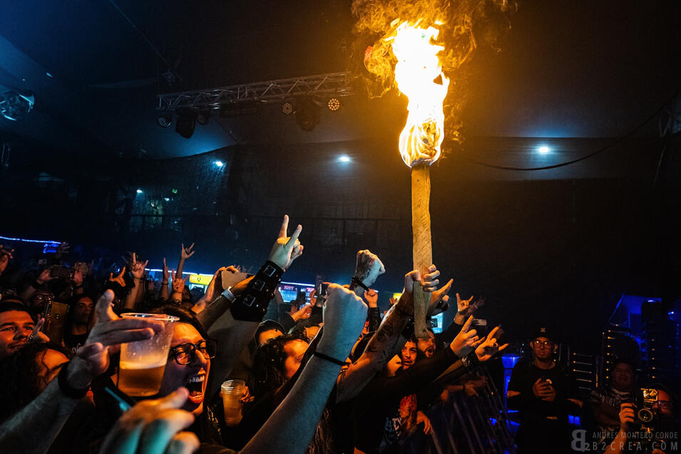 crowd (Pit) WATAIN